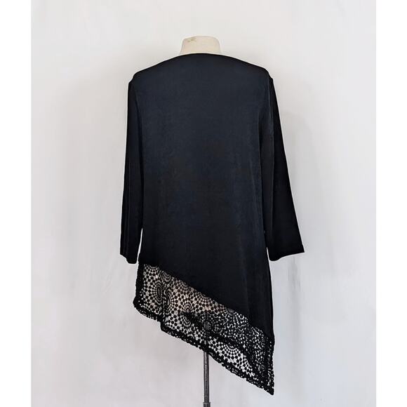 Chico's Travelers Tunic Top Black Lace Asymmetrical Hem Misses Size 2 L New - Picture 5 of 9